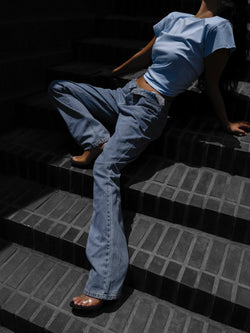 BUTTON FLY BOYFRIEND JEANS