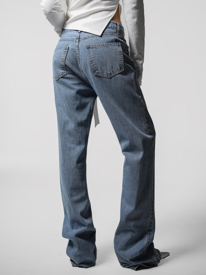 BUTTON FLY BOYFRIEND JEANS