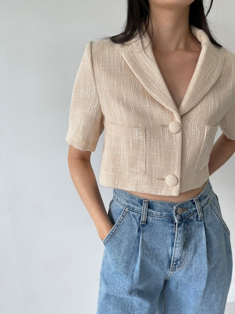 BUTTON STRUCTURED JACKET