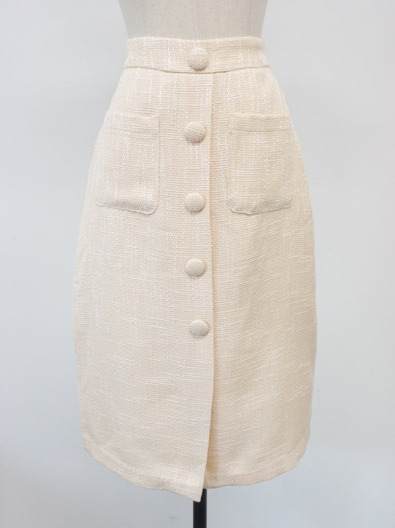 BUTTON STRUCTURED SKIRT