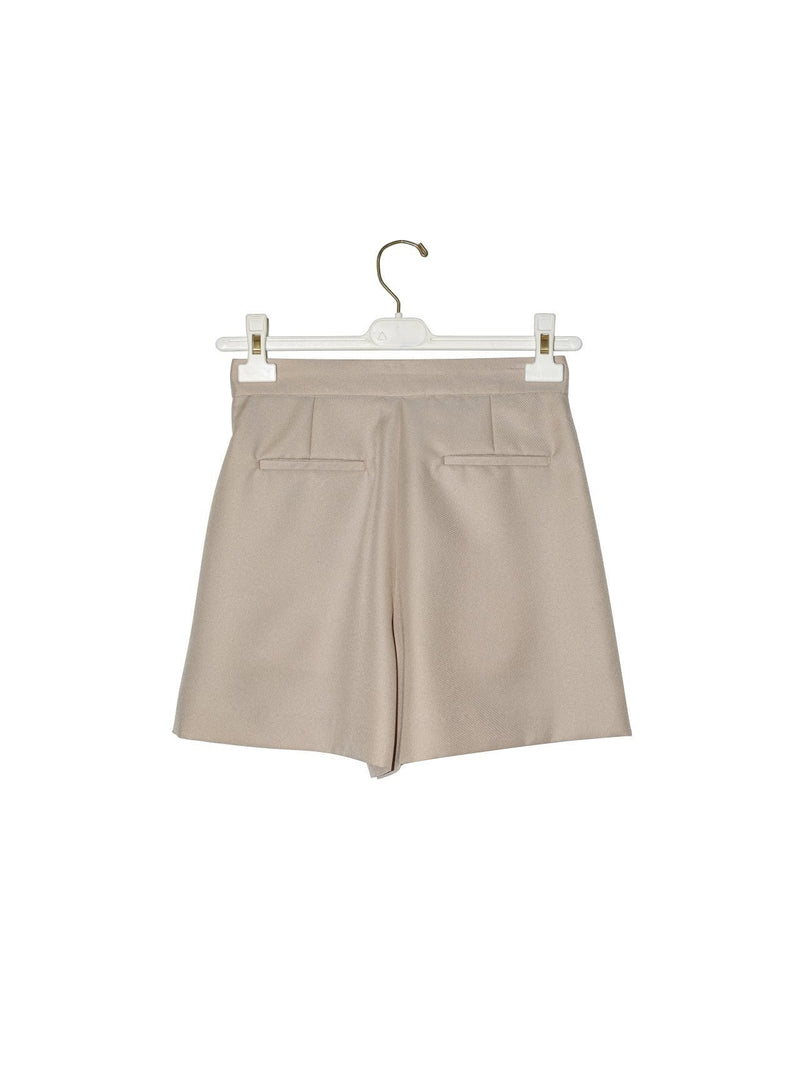CLASSIC PLEATED DETAIL SHORTS