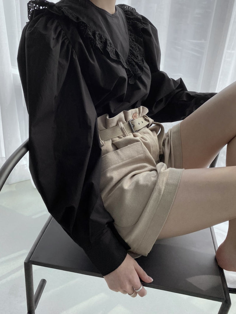 COTTON SHORTS WITH BELT