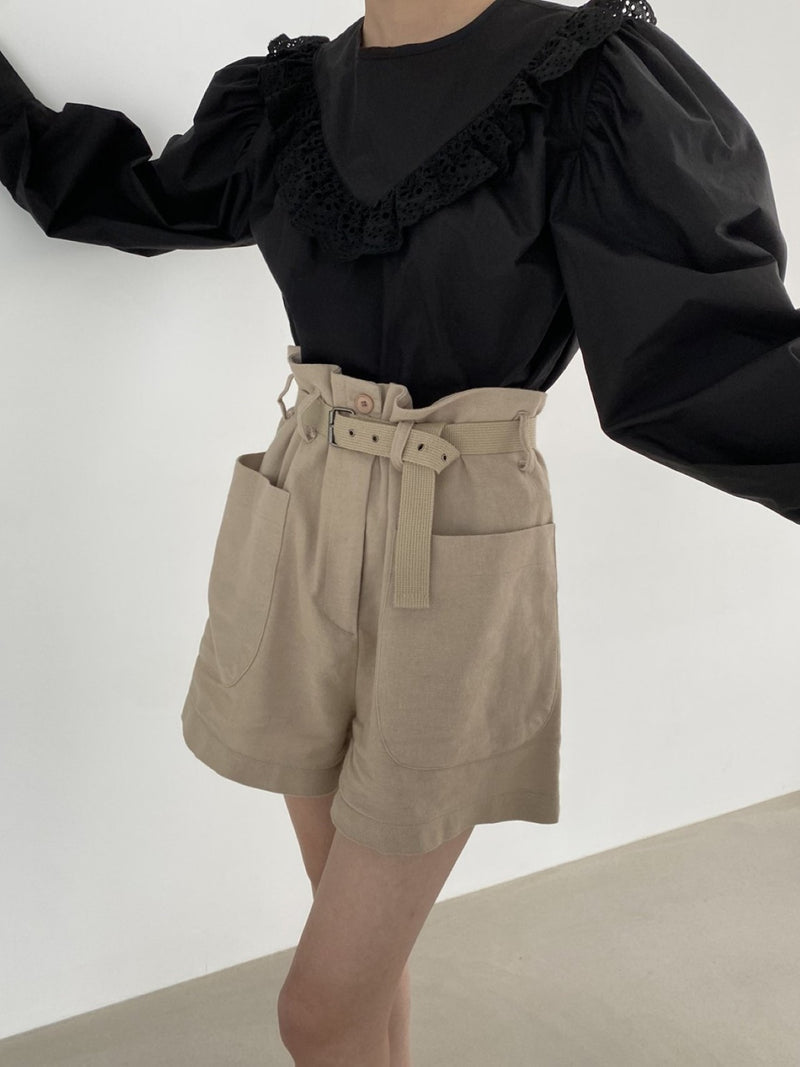 COTTON SHORTS WITH BELT