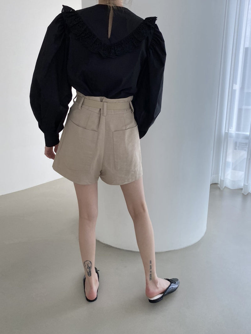 COTTON SHORTS WITH BELT