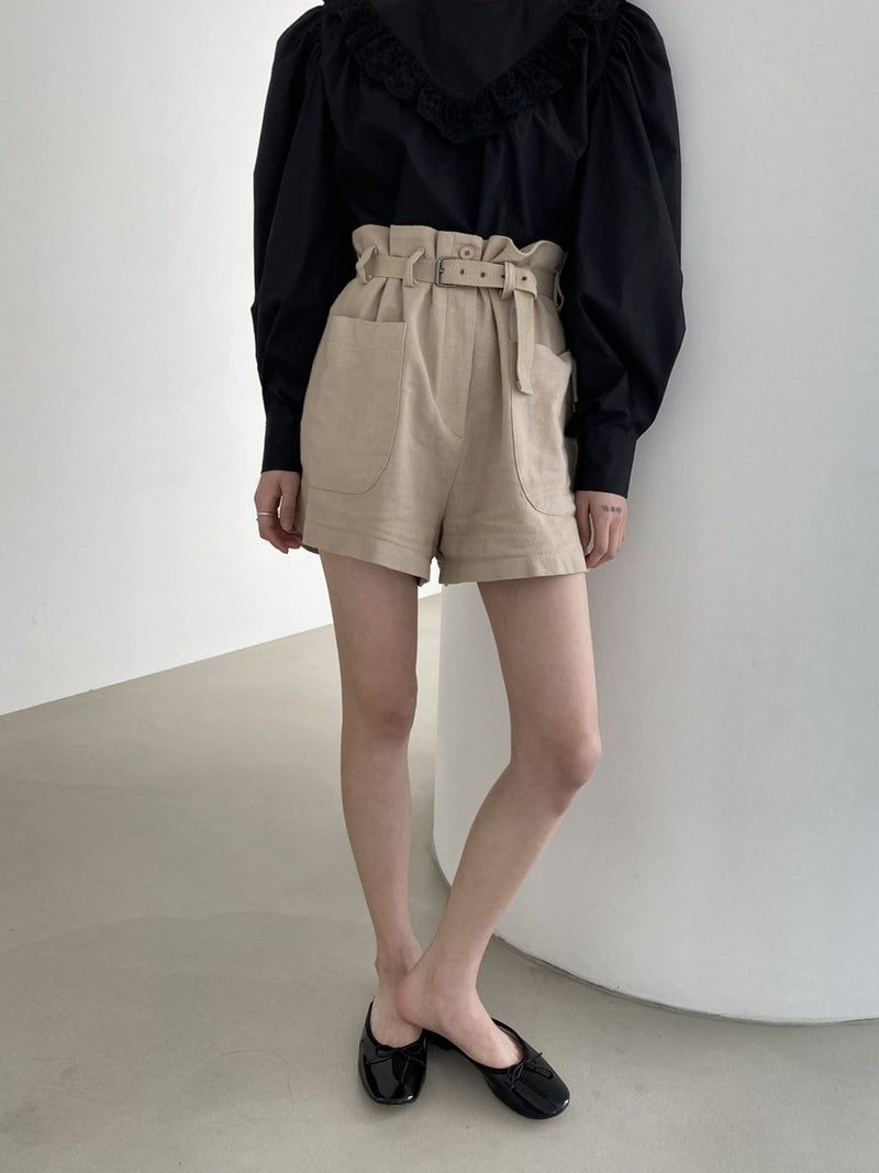 COTTON SHORTS WITH BELT