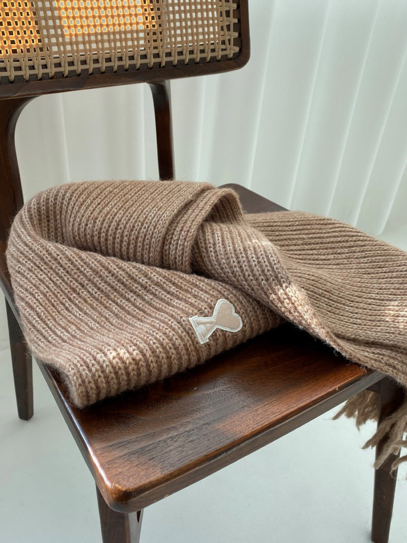CHUNKY WOOLEN SCARF