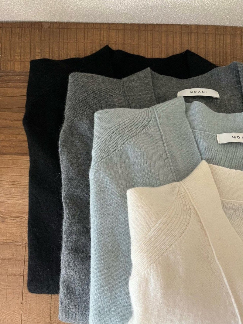 CLAIRE POCKET V NECK CARDIGAN