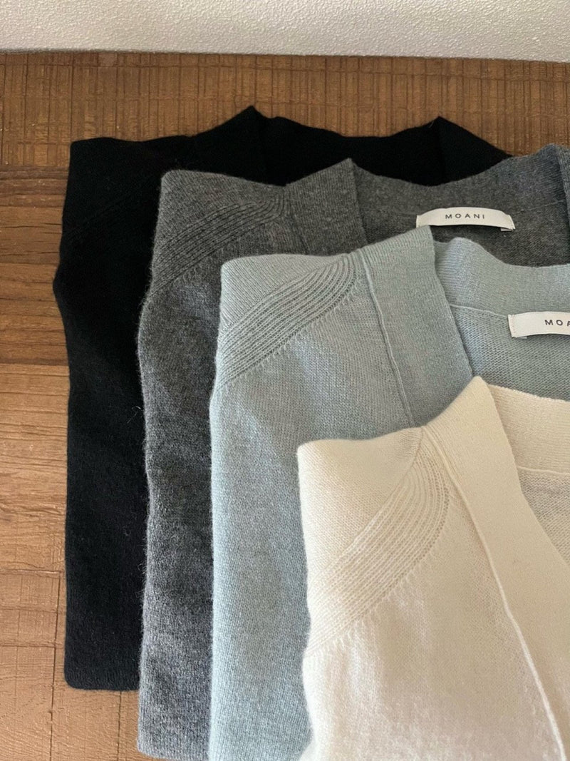 CLAIRE POCKET V NECK CARDIGAN