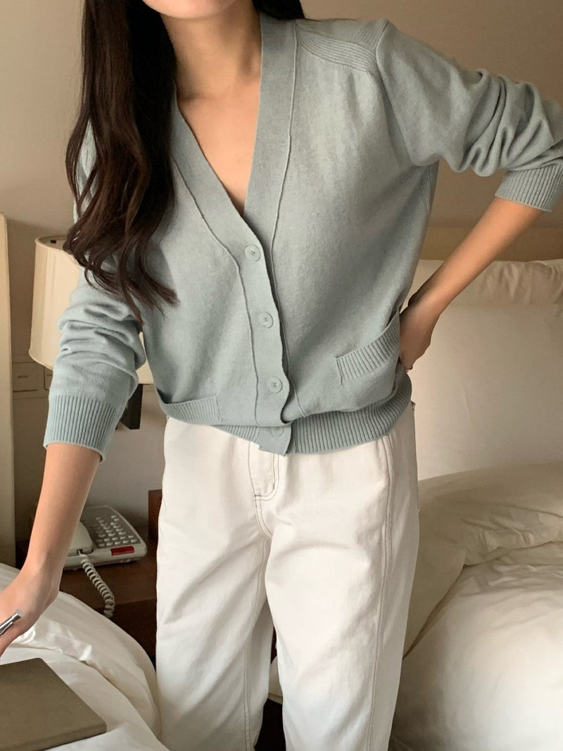 CLAIRE POCKET V NECK CARDIGAN
