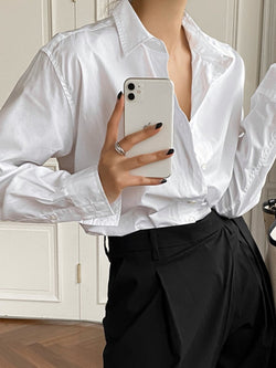 CLASSIC COTTON BLOUSE