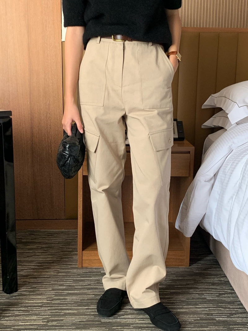 CLASSIC FIT MILITARY CARGO PANTS
