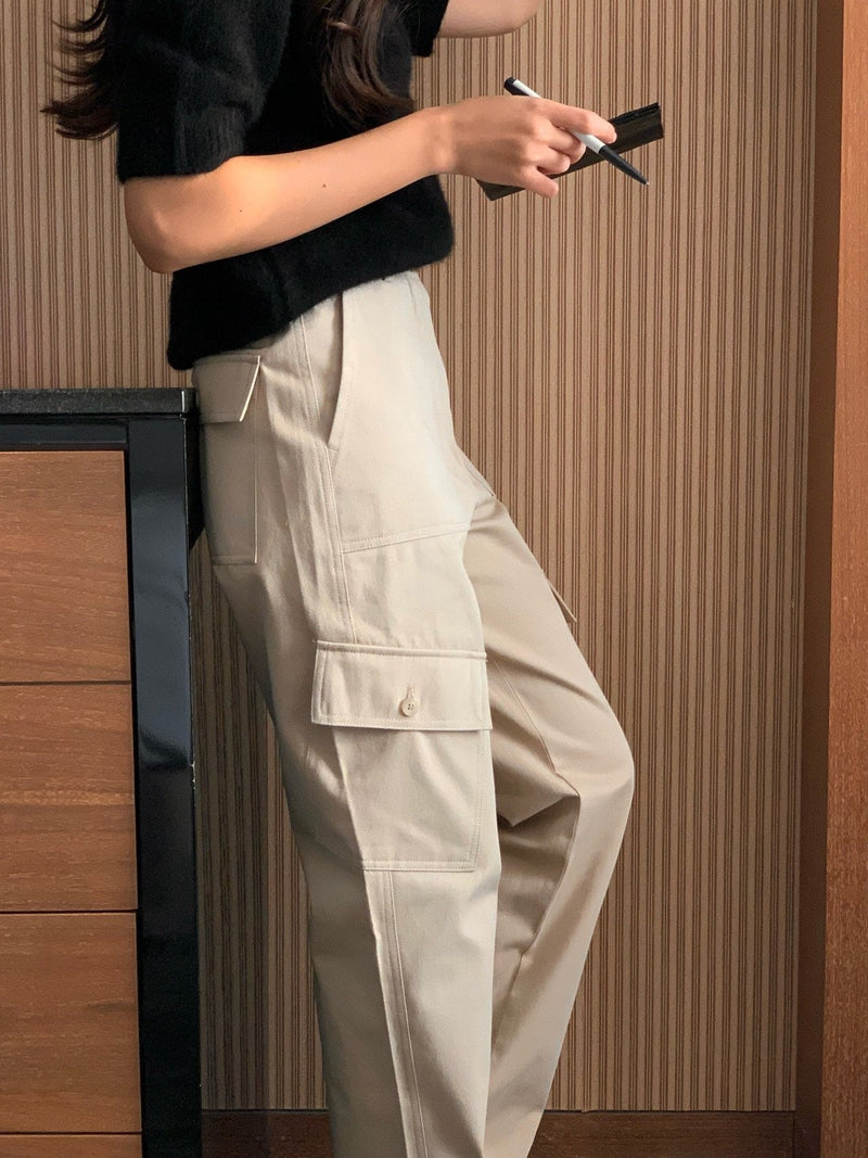 CLASSIC FIT MILITARY CARGO PANTS