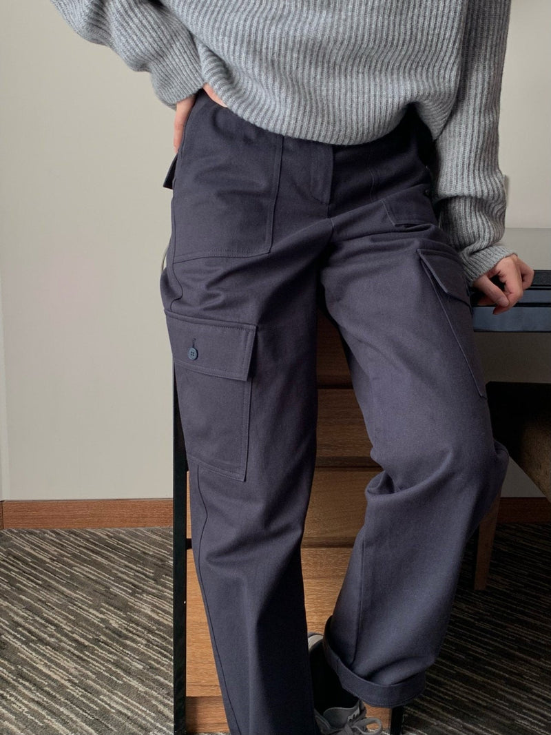 CLASSIC FIT MILITARY CARGO PANTS