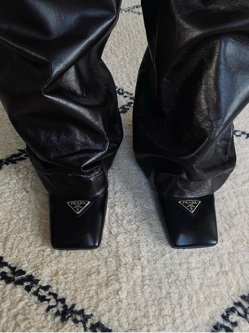 CLASSIC PATENT LEATHER TROUSERS