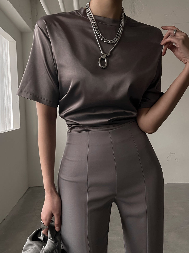 CLASSIC SILKY HALF SLEEVE TOP