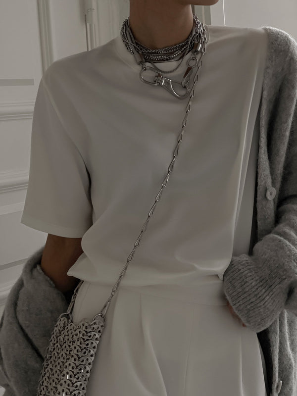 CLASSIC SILKY HALF SLEEVE TOP