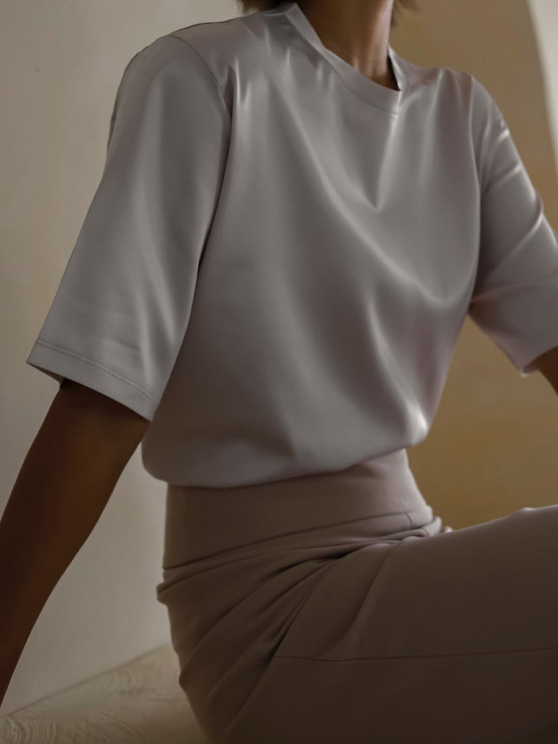 CLASSIC SILKY HALF SLEEVE TOP