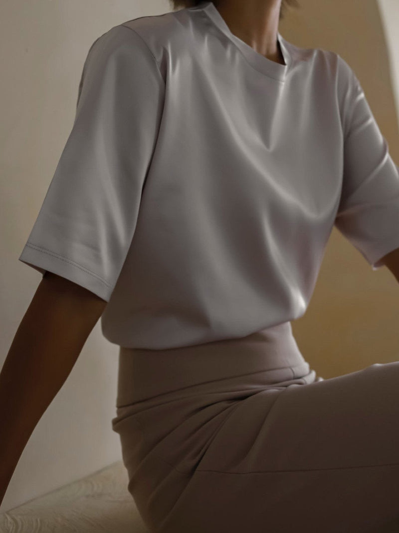 CLASSIC SILKY HALF SLEEVE TOP