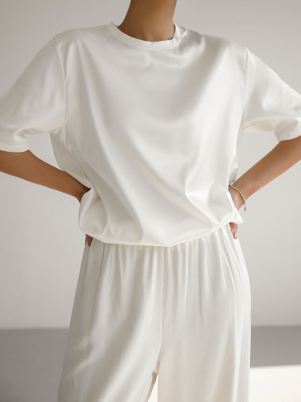 CLASSIC SILKY HALF SLEEVE TOP