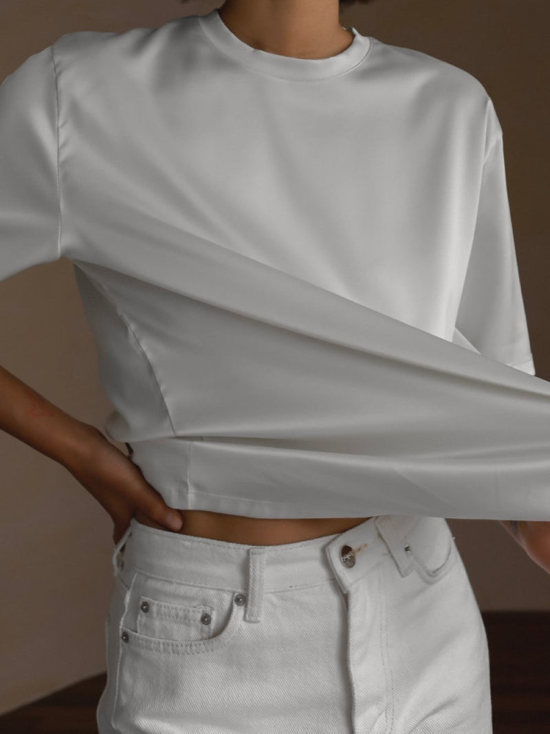 CLASSIC SILKY HALF SLEEVE TOP