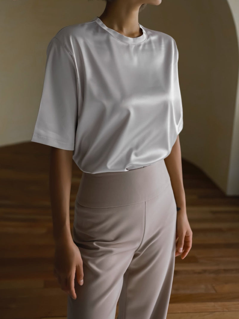CLASSIC SILKY HALF SLEEVE TOP