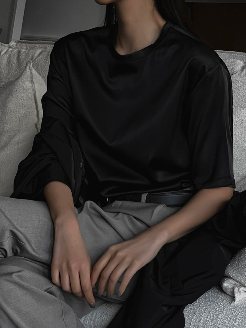 CLASSIC SILKY HALF SLEEVE TOP