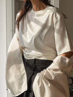 CLASSIC SILKY HALF SLEEVE TOP