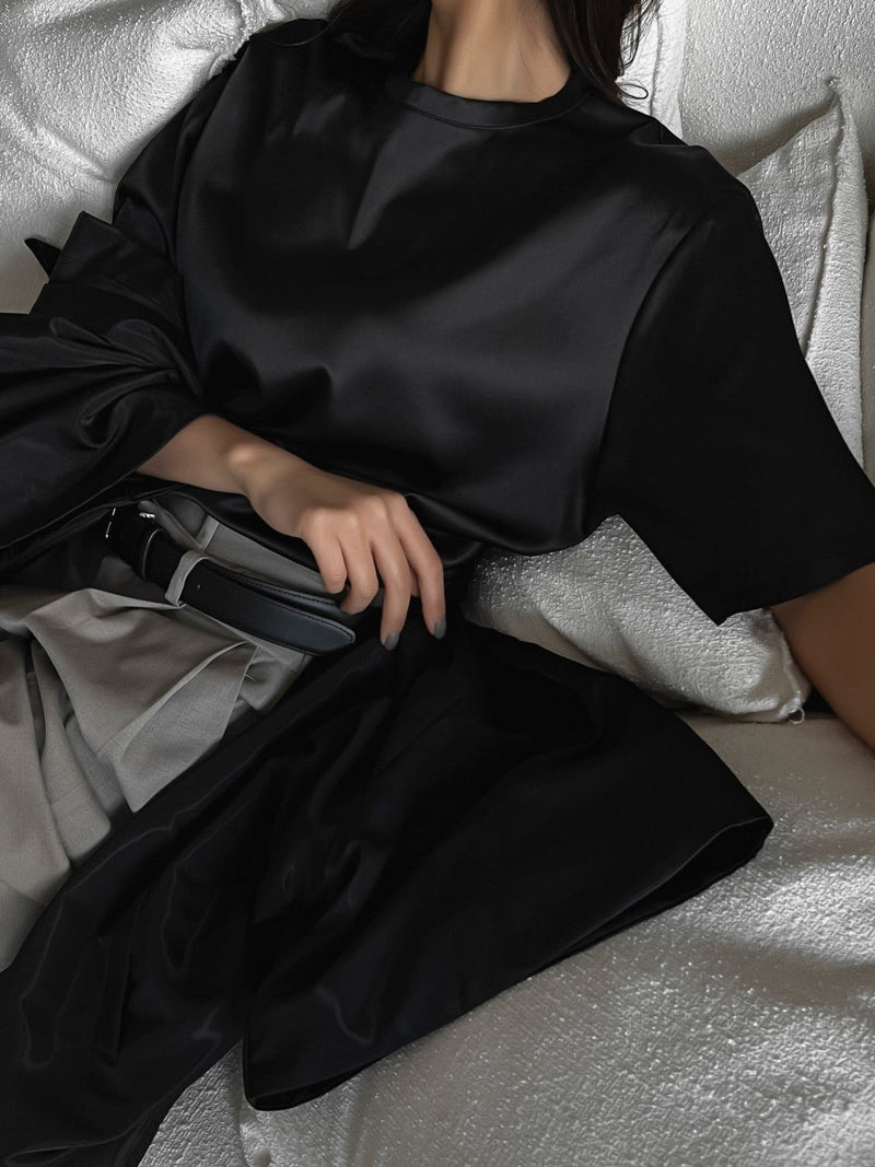 CLASSIC SILKY HALF SLEEVE TOP