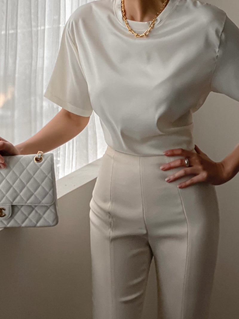 CLASSIC SILKY HALF SLEEVE TOP