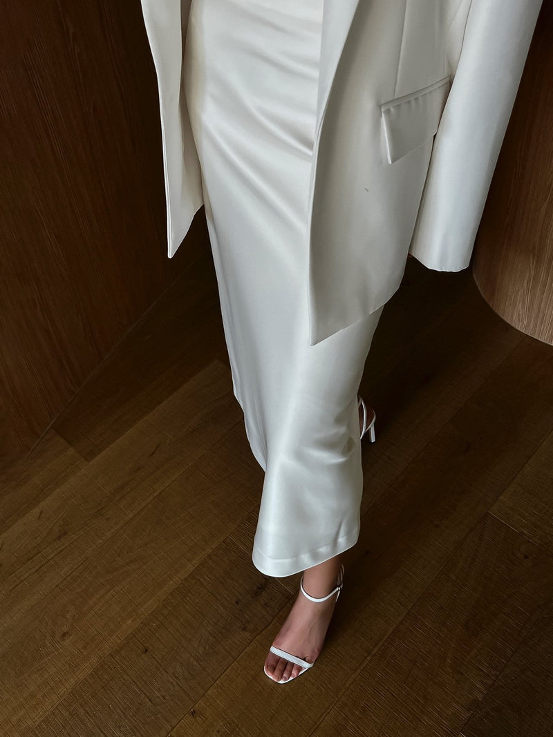 CLASSIC SILKY LOW WAIST MIDI SKIRT