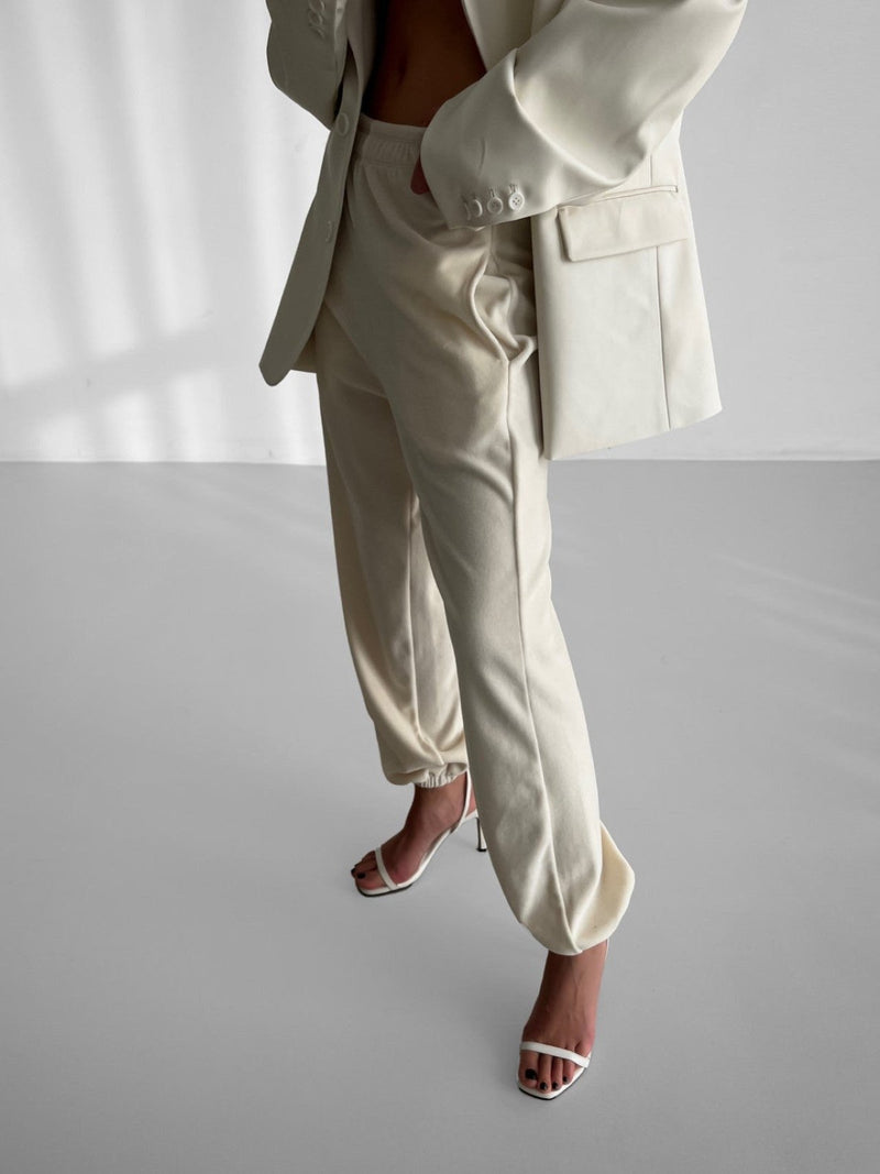 CLASSIC SOFT VEGAN LEATHER BLAZER
