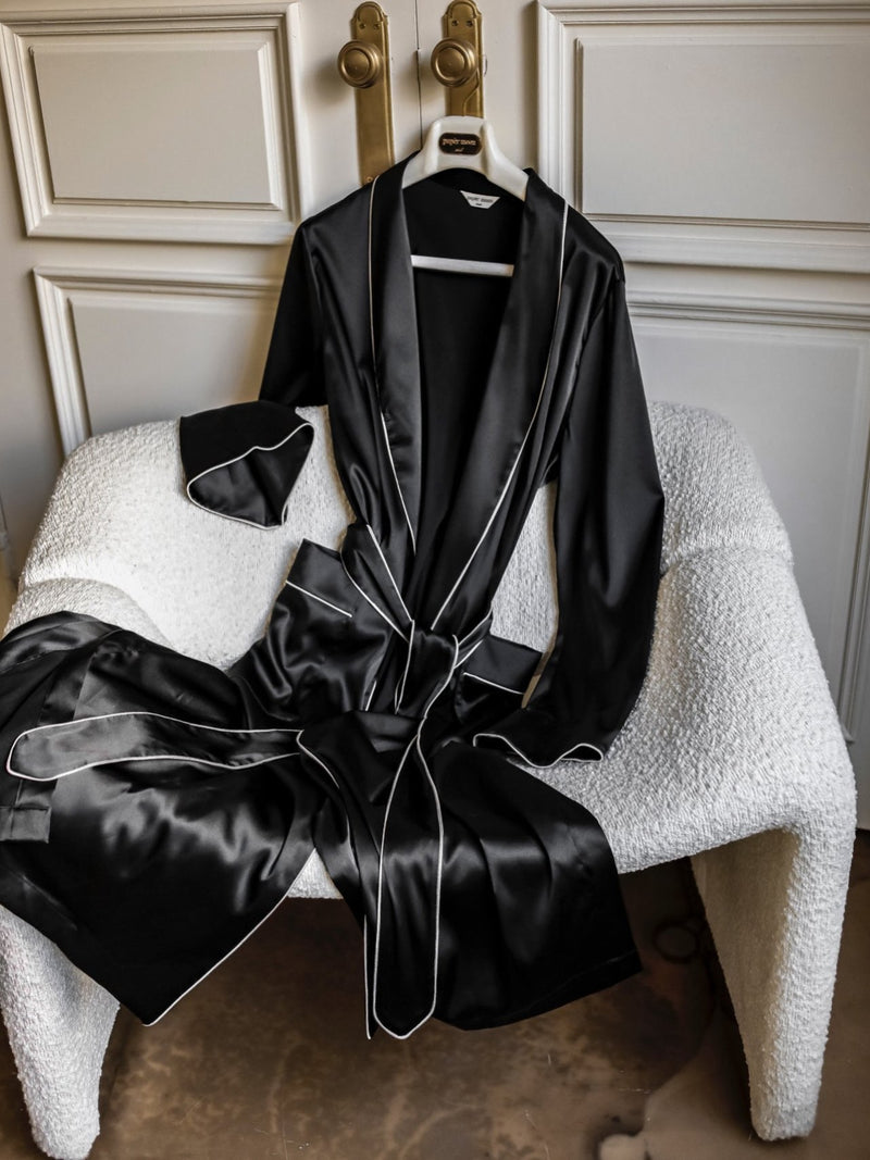 CLASSIC TRIMMED DETAIL SATIN ROBE COAT