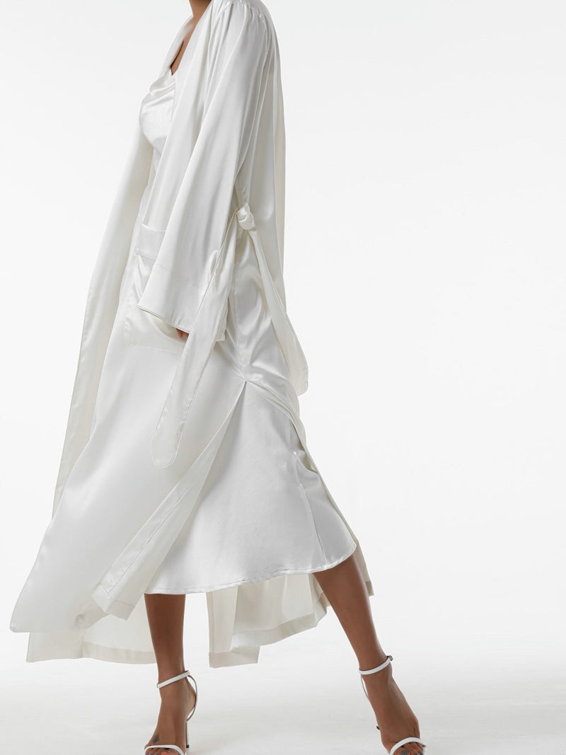 CLASSIC TRIMMED DETAIL SATIN ROBE COAT