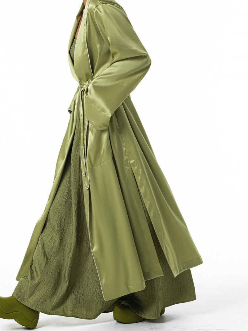 CLASSIC TRIMMED DETAIL SATIN ROBE COAT