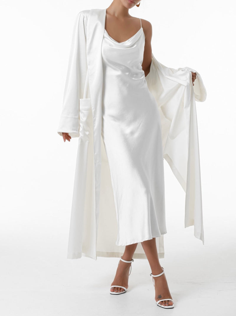 CLASSIC TRIMMED DETAIL SATIN ROBE COAT
