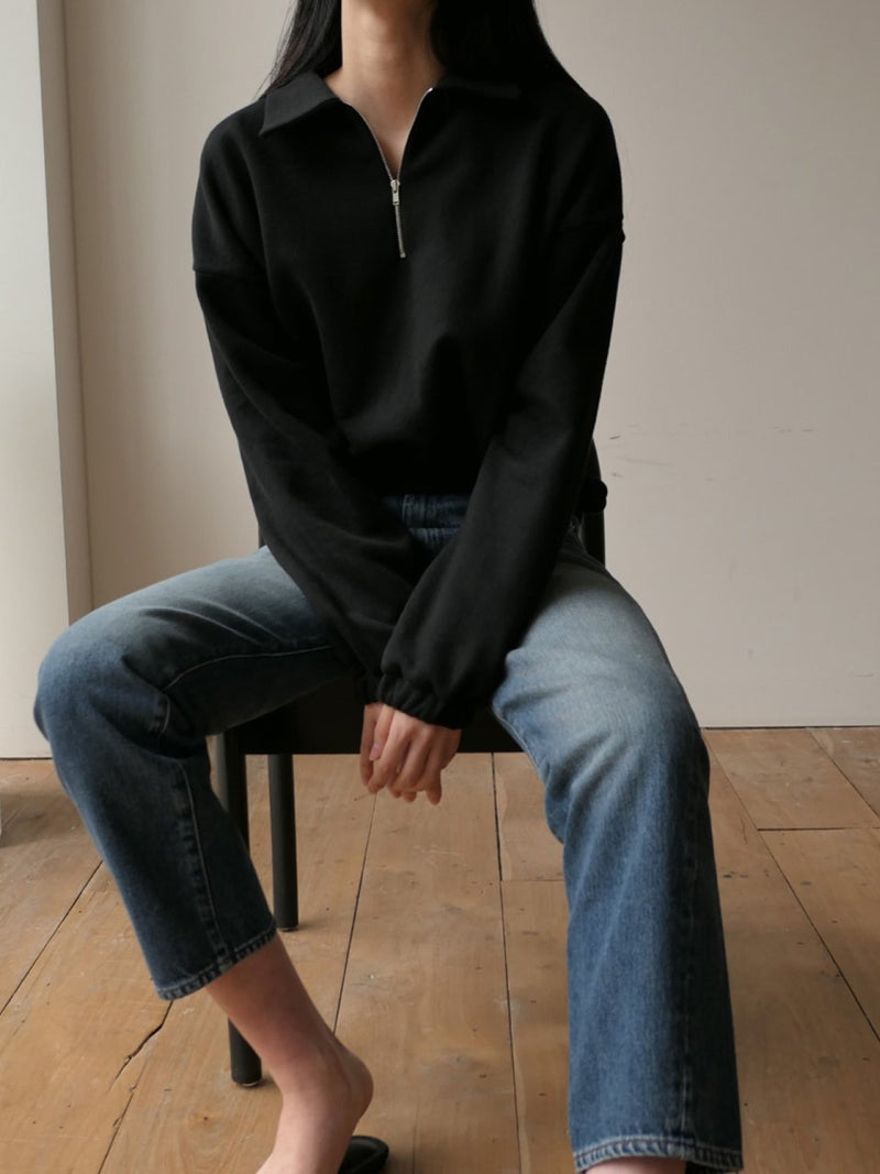 COLLAR ZIPPED BANDED SWEATSHIRT