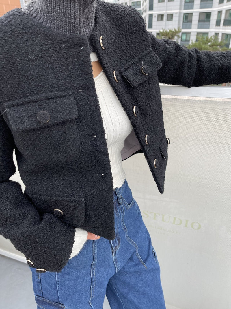 COLLARLESS TWEED JACKET