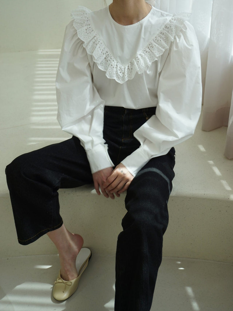COTTON BLOUSE WITH RUFFLED LACE