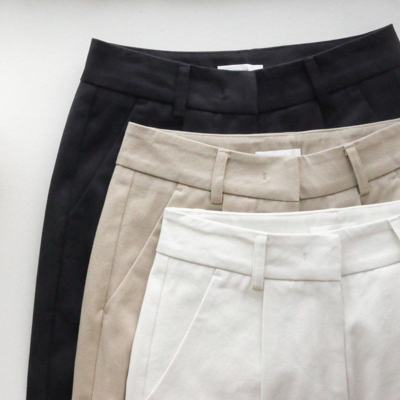 COTTON PIN TUCK CHINOS