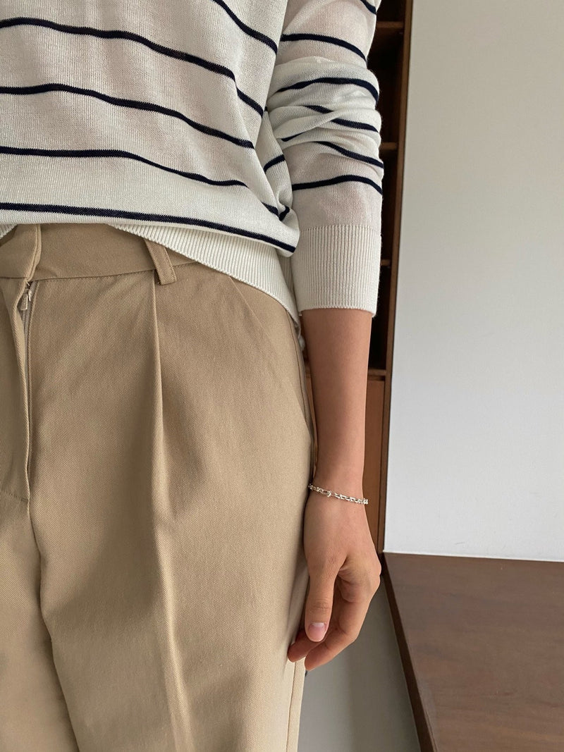 COTTON PIN TUCK CHINOS