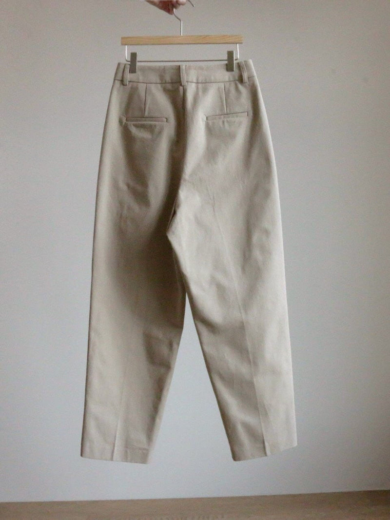 COTTON PIN TUCK CHINOS