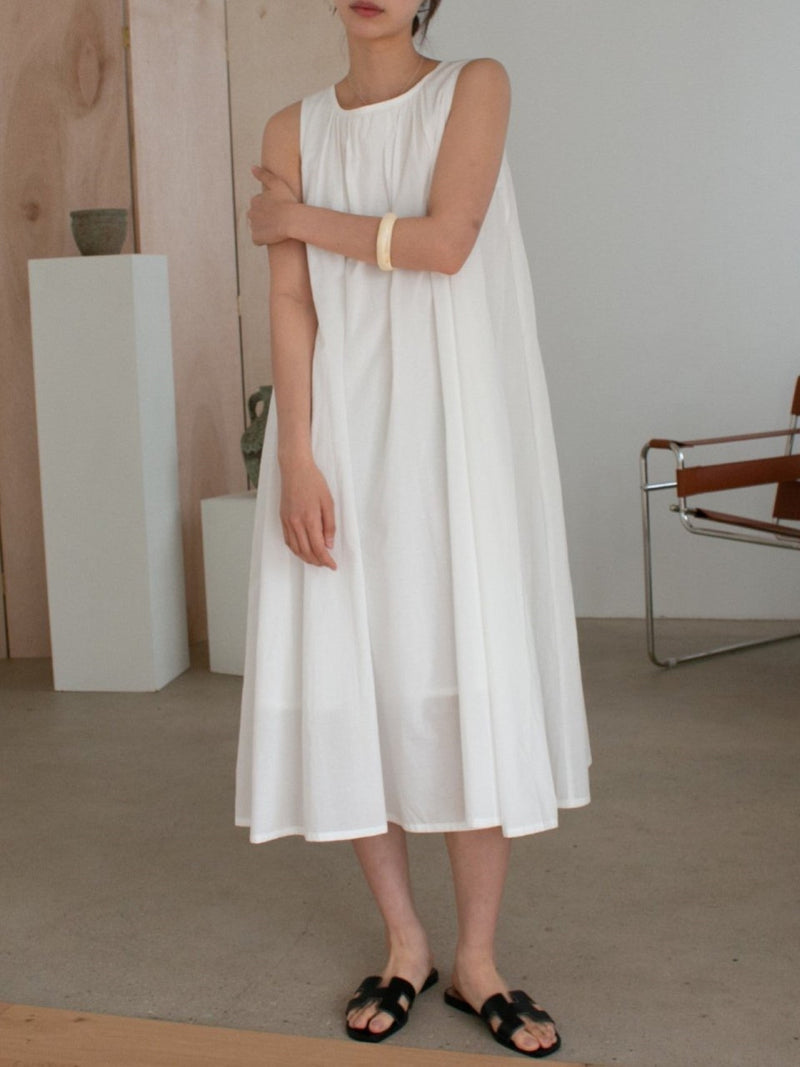 COTTON SHIRRING SLEEVELESS MAXI DRESS