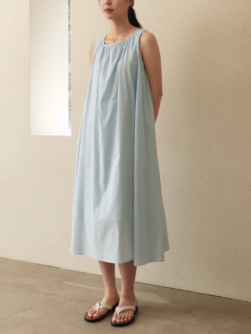 COTTON SHIRRING SLEEVELESS MAXI DRESS