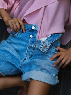 CUTTED DETAIL VINTAGE DENIM SHORTS