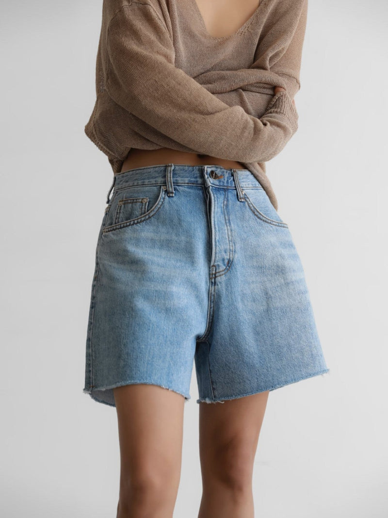 CUTTED DETAIL VINTAGE DENIM SHORTS