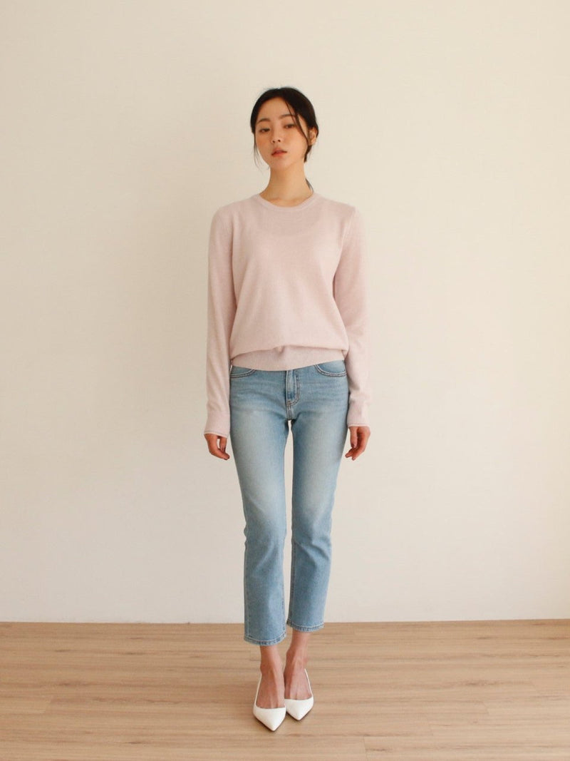 DOUBLE LIPPED ROUND NECK KNIT