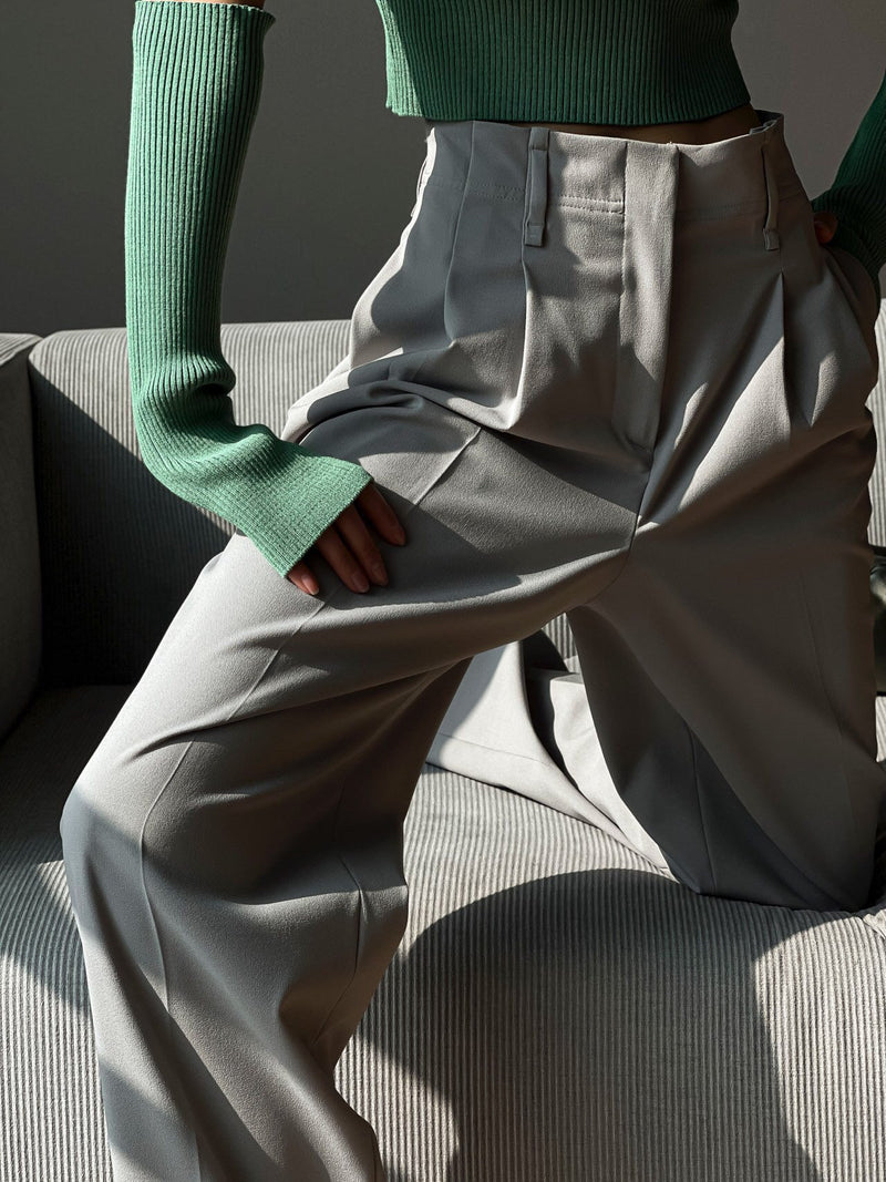 DOUBLE PLEATED STRETCH TROUSERS