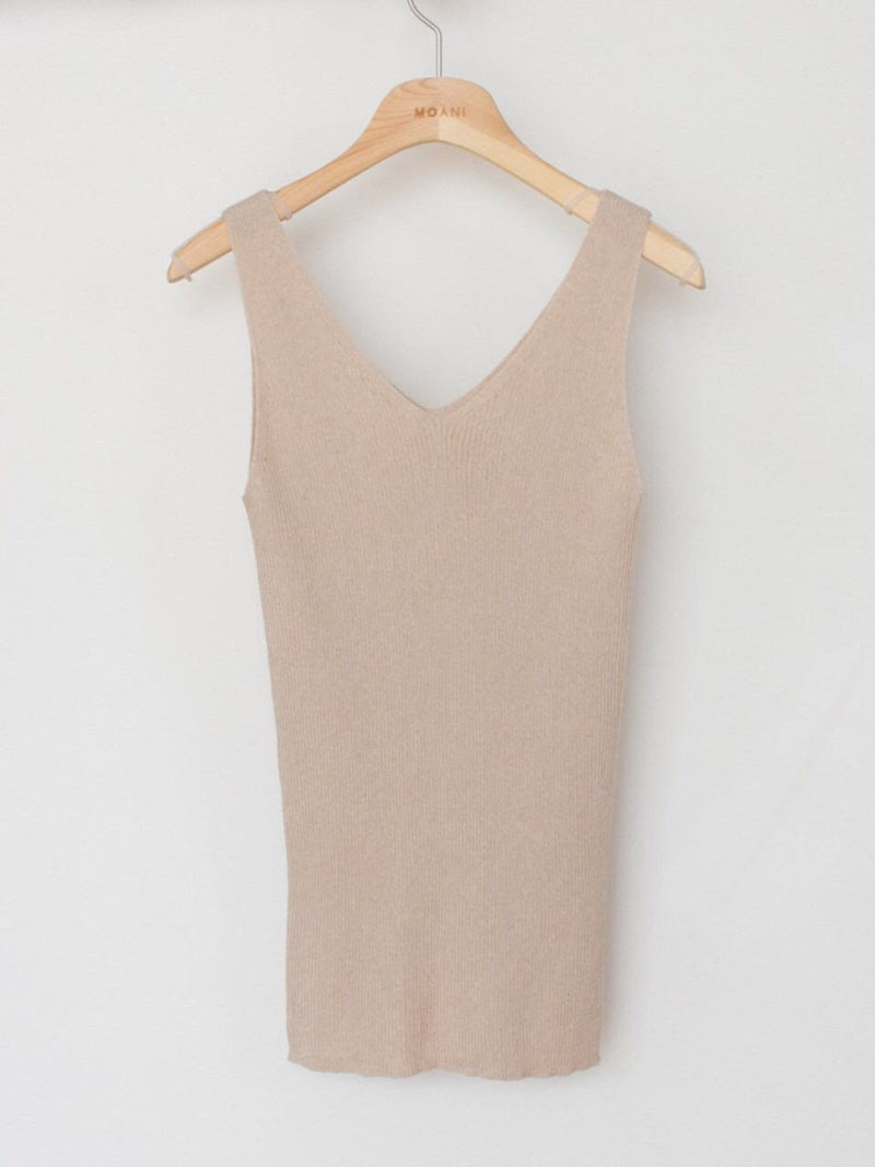 DOUBLE V-NECK SLEEVELESS RIBBED KNIT TOP