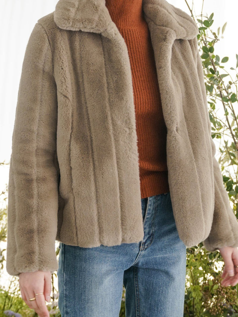 FAUX FUR COLLARED JACKET