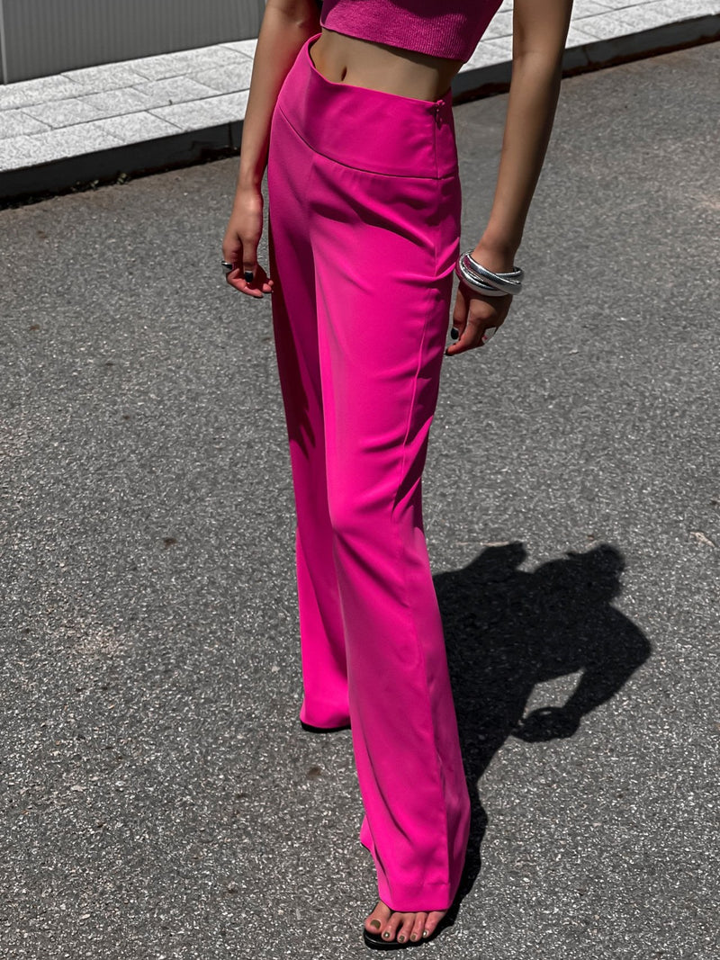 HIGH-RISE WIDE LEG CREPE TROUSERS